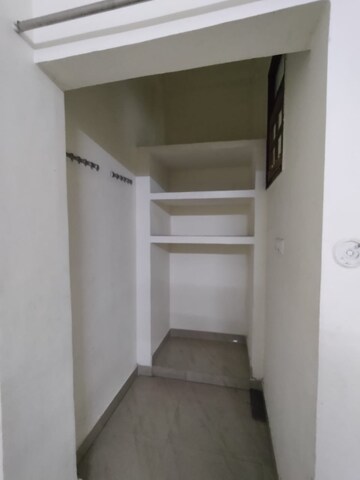 Cupboard in 2 BHK Independent House at Gomti Nagar – for Rent