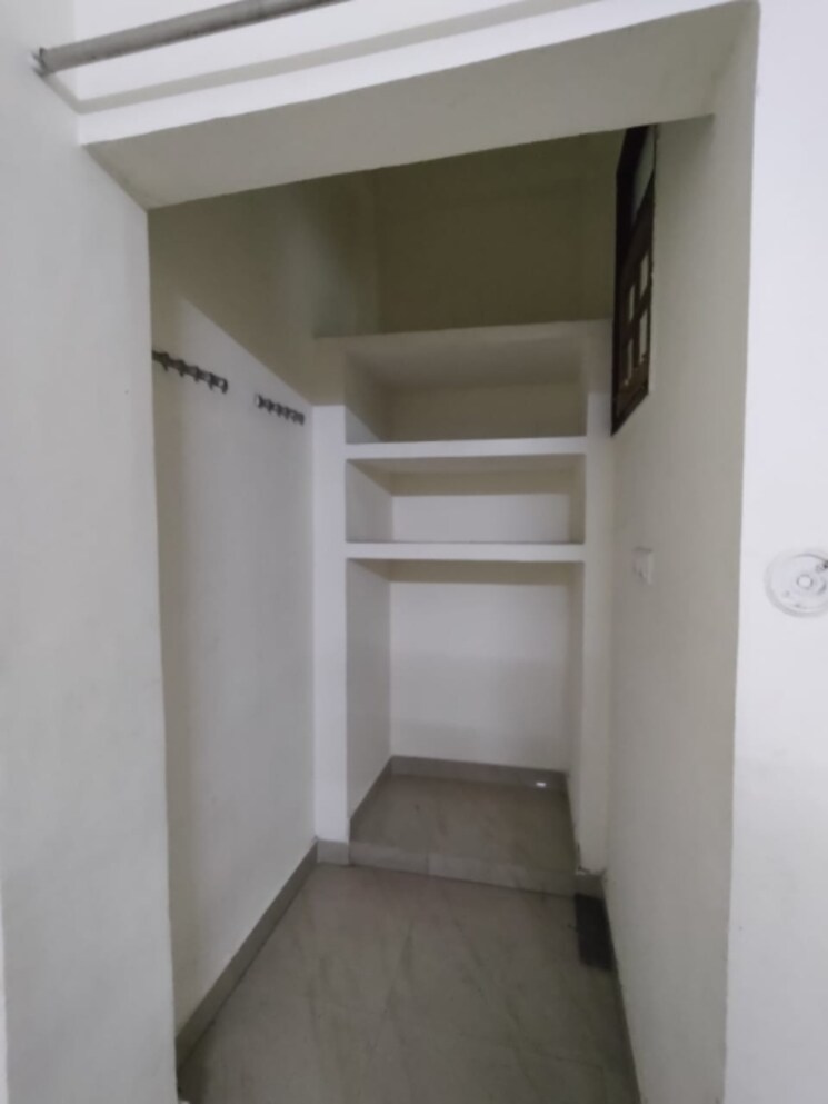 Cupboard, gomti nagar 2 Bedroom 1250 Sq.Ft. Independent House In Gomti Nagar Lucknow 8969598