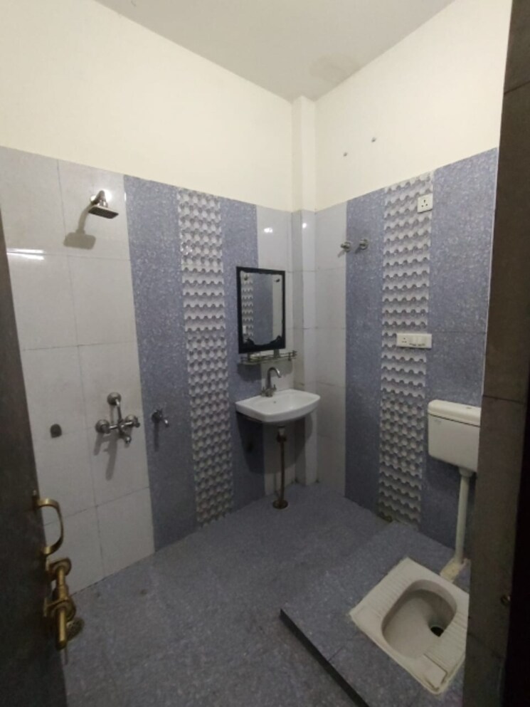 Bathroom, gomti nagar 2 Bedroom 1250 Sq.Ft. Independent House In Gomti Nagar Lucknow 8969598