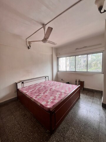 Bedroom in 1 BHK Apartment at Andheri West – for Rent