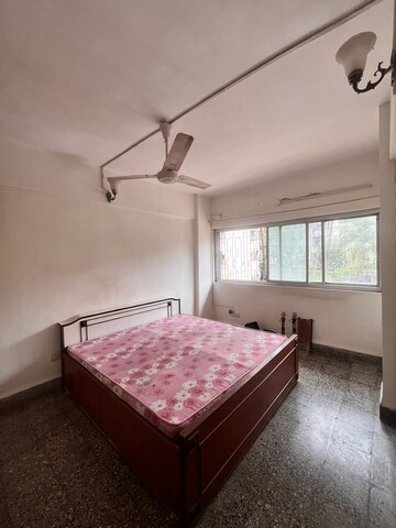 Bedroom in 1 BHK Apartment at Andheri West – for Rent