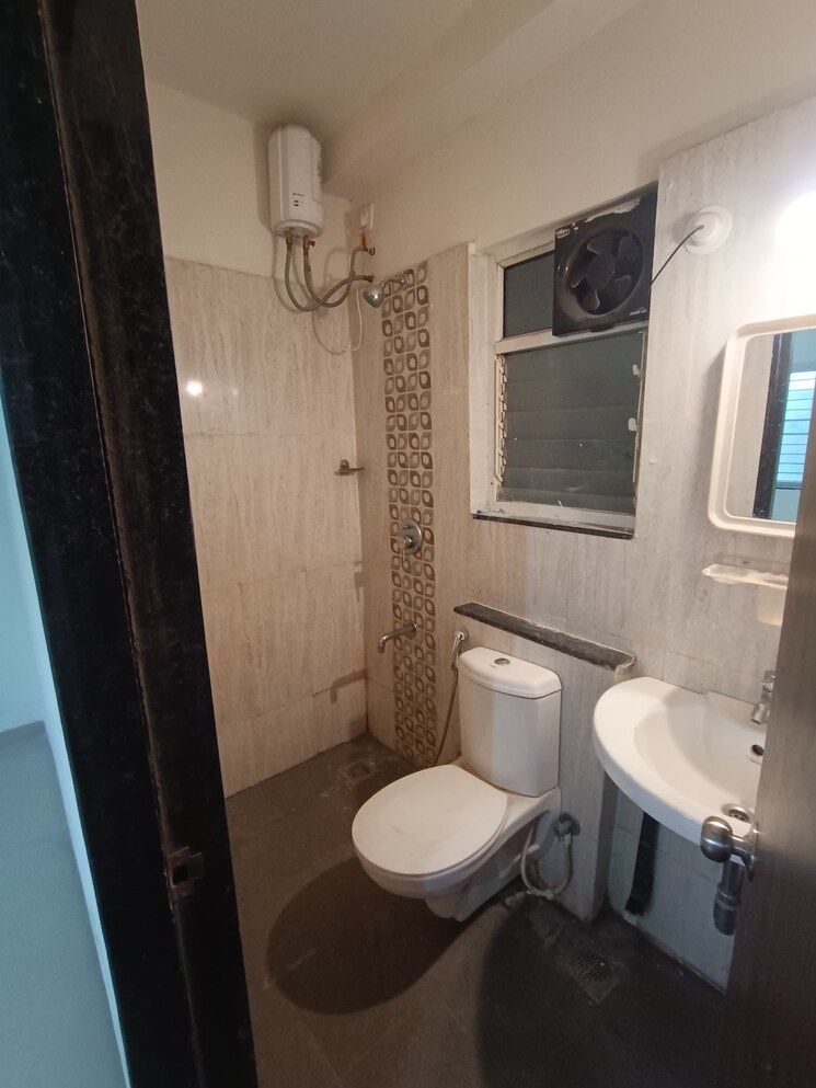 Bathroom, tcg-the-cliff-garden 2 Bedroom 683 Sq.Ft. Apartment In Hinjewadi Pune 8969637