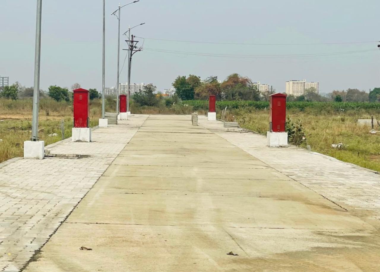 Plot For Sale in Besa Pipla Rd