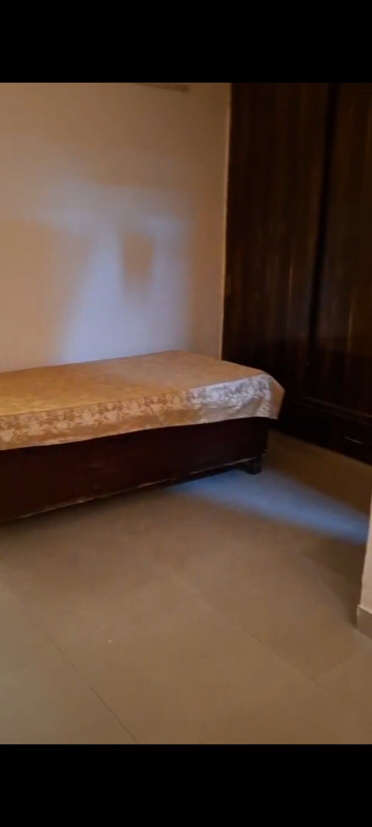 Bedroom, lajpat nagar 2 Bedroom 900 Sq.Ft. Builder Floor In Lajpat Nagar Delhi 8969717