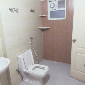 Bathroom in 3 BHK Apartment at Gomti Nagar – for Rent