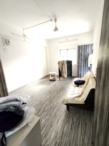 Bedroom in 1.5 BHK Apartment at Worli Sneha CHS, Worli – for Rent