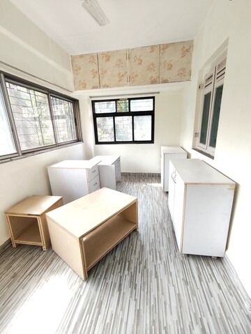Team Area in 1.5 BHK Apartment at Worli Sneha CHS, Worli – for Rent