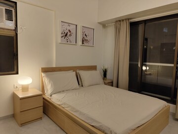 Bedroom in 3 BHK Apartment at Mahaveer Tower, Worli – for Rent