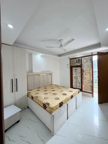Bedroom in 2 BHK Builder Floor at Saket – for Rent