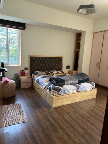 Bedroom in 3 BHK Apartment at Albert Court, Richmond Town – for Rent