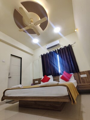 Bedroom in 4 BHK Villa at Agarwal And Doshi Complex, Vasai West – for Sale