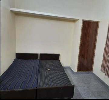 1 BHK Builder Floor For Rent in Sector 2