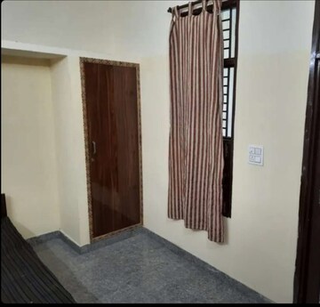 Building Lobby in 1 BHK Builder Floor at Sector 2 – for Rent