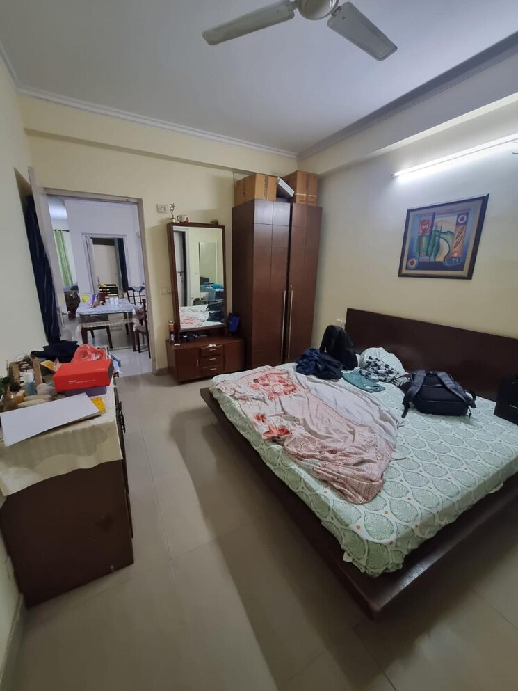 Bedroom, dlf-belvedere-towers 4 Bedroom 1750 Sq.Ft. Apartment In Sector 24 Gurgaon 8969857