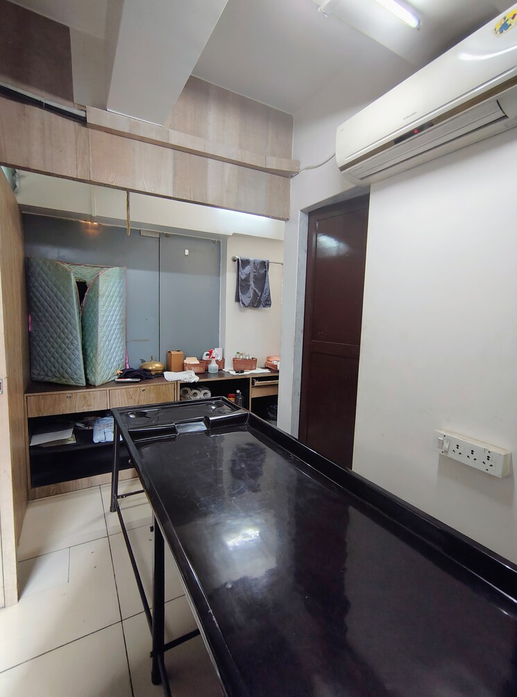 Kitchen, sanaya-krish-royale Commercial Office Space 700 Sq.Ft. In Parel Mumbai 8969882