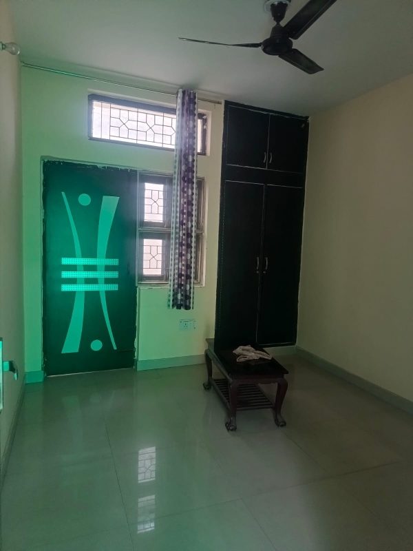 2 BHK + Study Room Builder Floor For Rent in Rwa Sector 31 