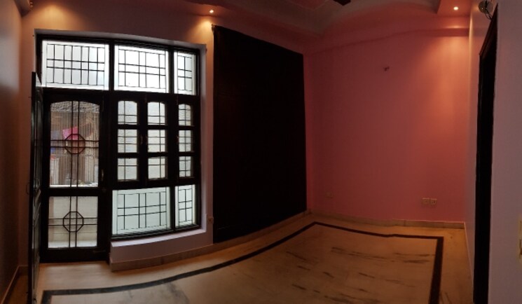 Room, sector 50 3 Bedroom 1650 Sq.Ft. Builder Floor In Sector 50 Noida 8969891