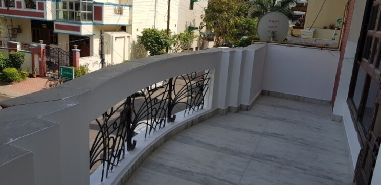 Balcony, sector 50 3 Bedroom 1650 Sq.Ft. Builder Floor In Sector 50 Noida 8969891