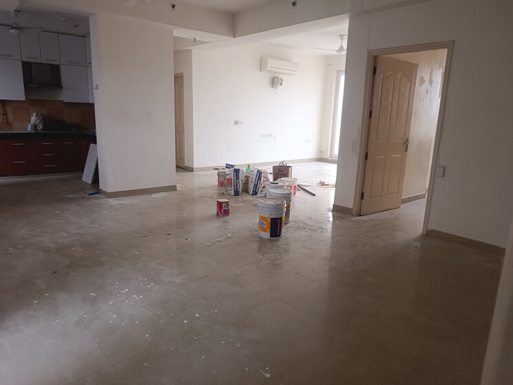 Room, amrapali-heartbeat-city 3 Bedroom 1700 Sq.Ft. Apartment In Sector 107 Noida 8969893