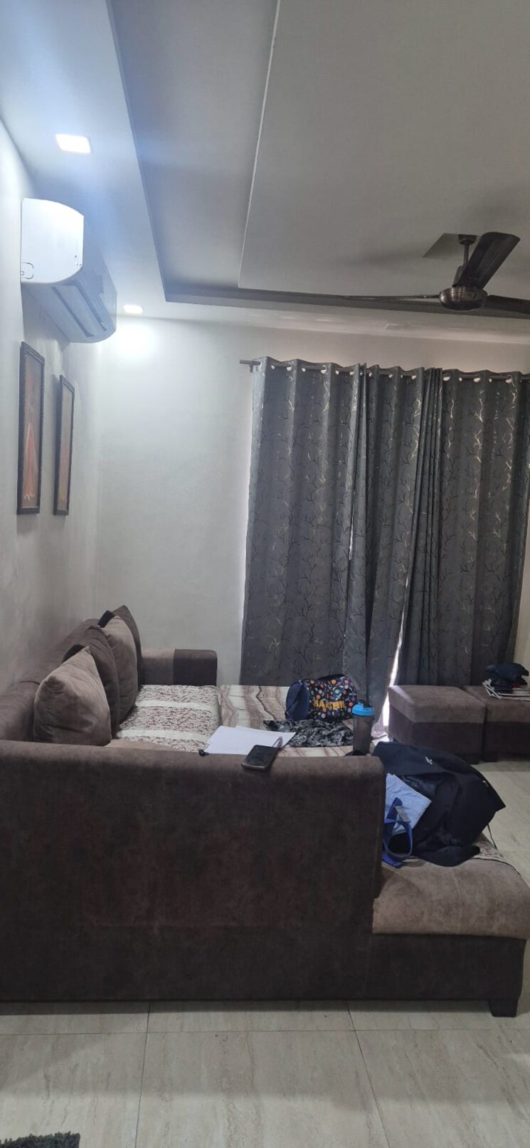 Living Room, srs-residency 3 Bedroom 907 Sq.Ft. Apartment In Sector 88 Faridabad 8969895