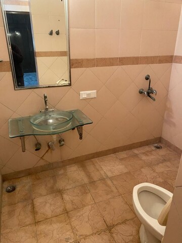 Bathroom in 3.5 BHK Independent House at Sector 30 – for Rent