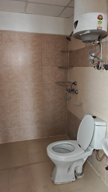 Bathroom in 3 BHK Builder Floor at Prateek Wisteria, Sector 77 – for Rent