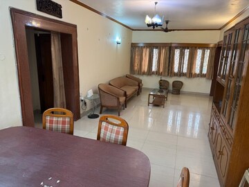 Living Room in 3 BHK Apartment at Arun Vihar, Sector 29 – for Rent