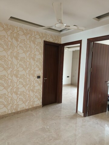 Room in 3 BHK Builder Floor at Fidato Honour Homes, Sector 89 – for Rent