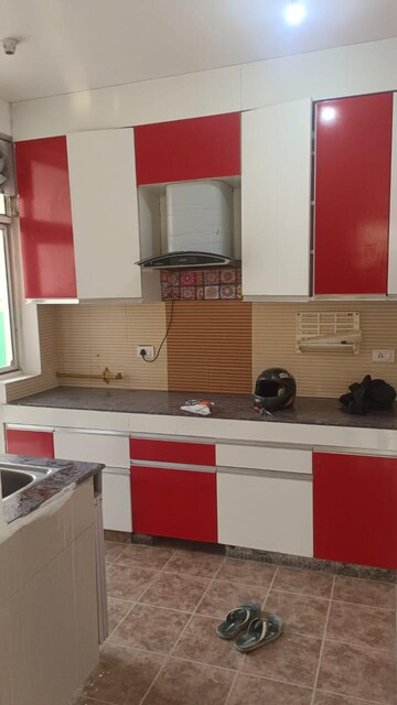 Kitchen in 3 BHK Apartment at Omaxe Residency, Gomti Nagar – for Rent