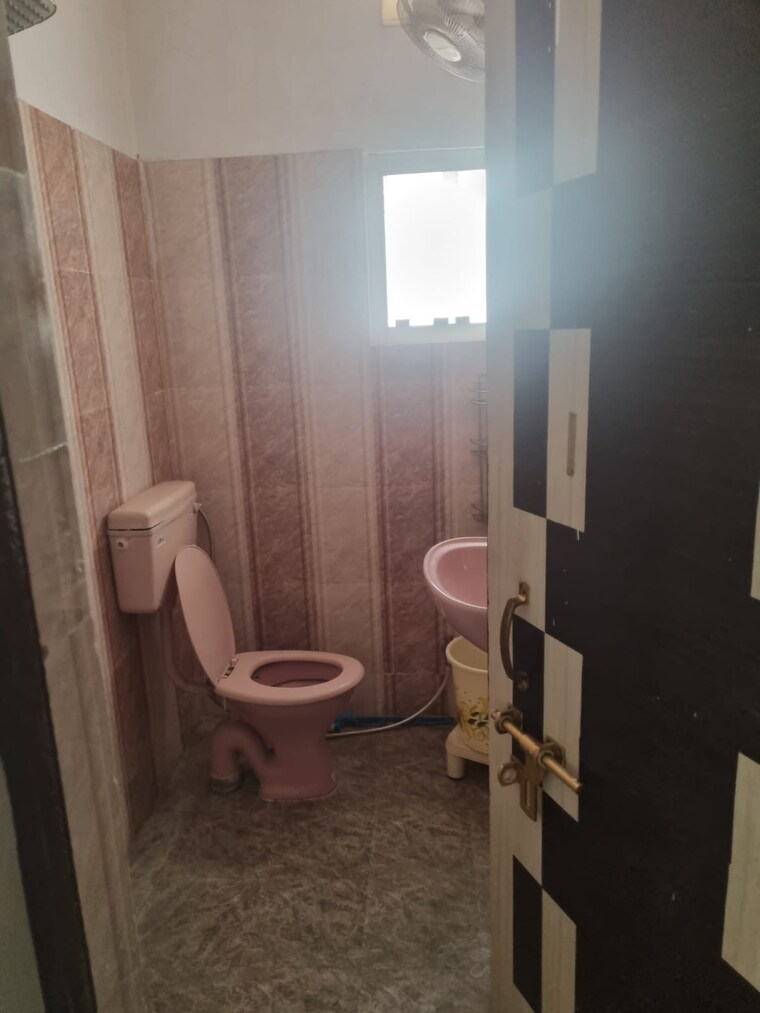 Bathroom, gomti nagar 3 Bedroom 1250 Sq.Ft. Independent House In Gomti Nagar Lucknow 8969919