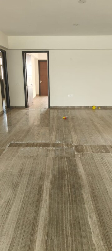 Room in 3 BHK Apartment at Adani Samsara Vilasa, Sector 63 – for Rent