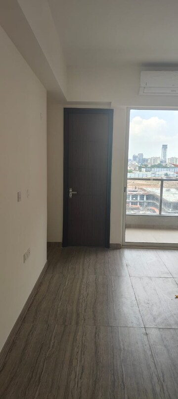 Room in 4 BHK Apartment at Adani Samsara Vilasa, Sector 63 – for Rent