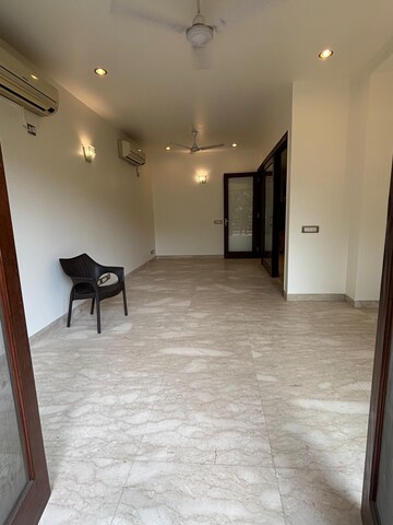 Room in 3 BHK Builder Floor at Anand Niketan – for Rent
