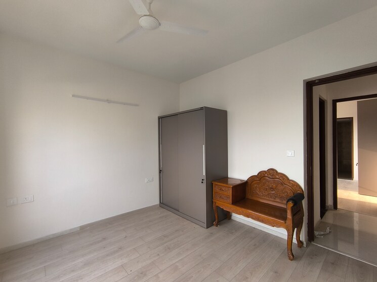 Bedroom, shapoorji-pallonji-joyville-phase-2 3 Bedroom 1692 Sq.Ft. Apartment In Sector 102 Gurgaon 8969982