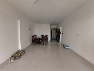 Room in 3 BHK Apartment at Shapoorji Pallonji Joyville Phase 2, Sector 102 – for Rent