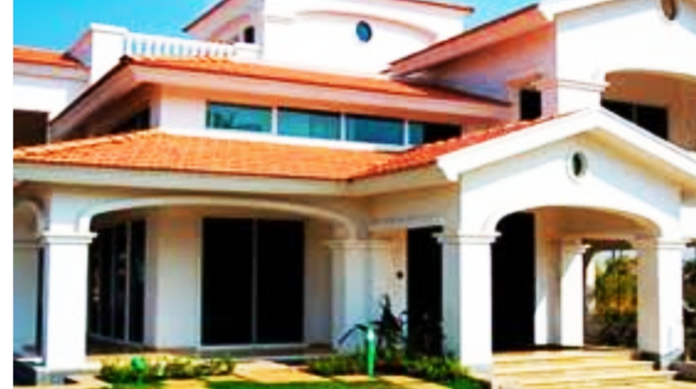2 BHK + Servant Room Villa For Rent in Lal Kothi