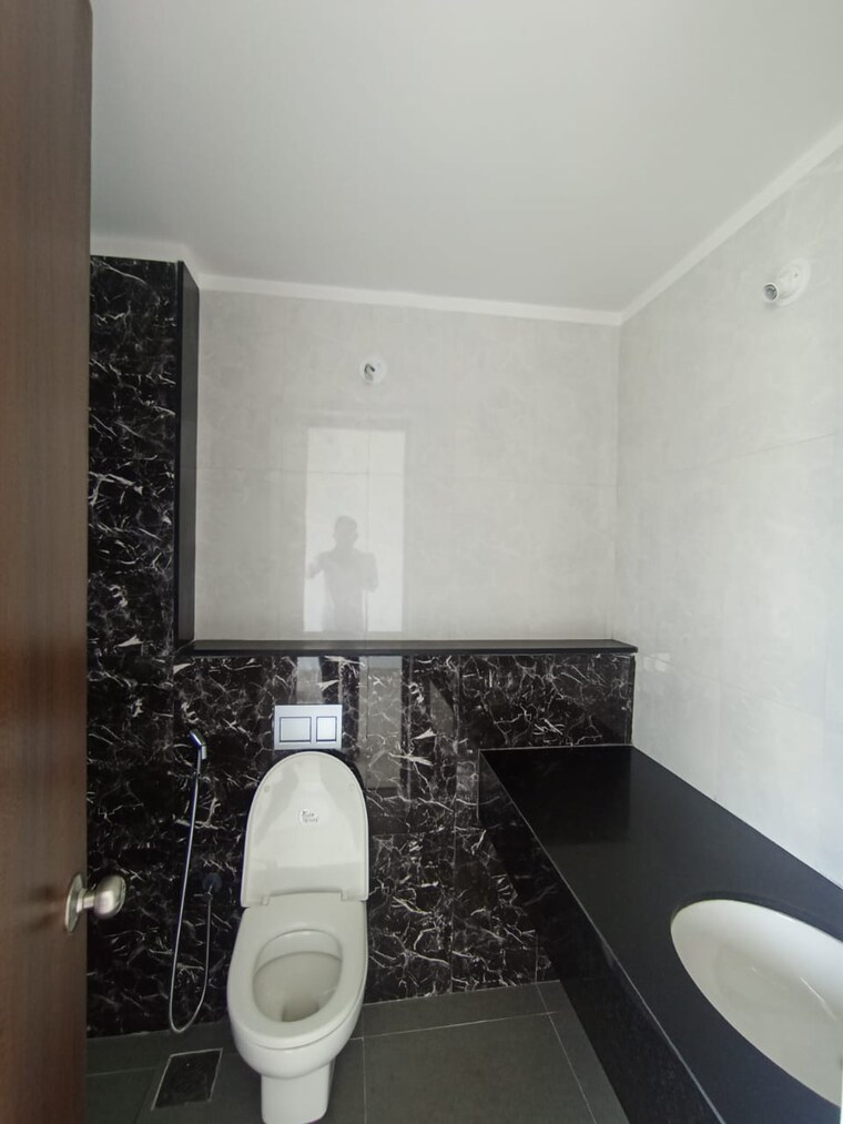 Bathroom, lodha-palava-trinity-a-to-c 3 Bedroom 1200 Sq.Ft. Apartment In Dombivli East Thane 8969991