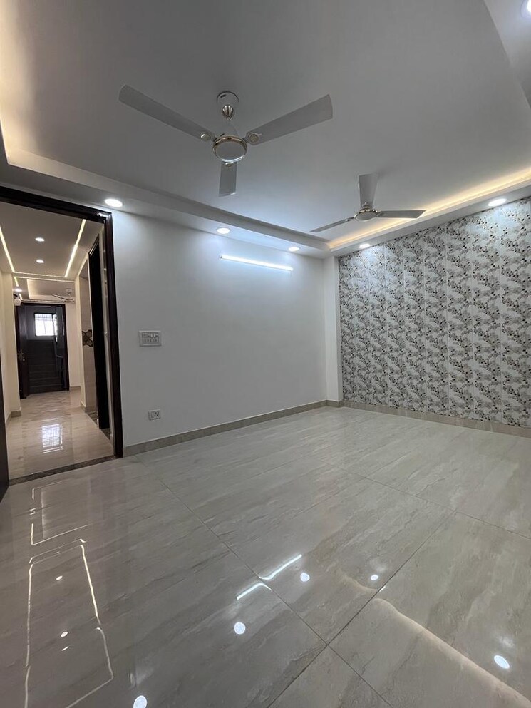 Room, govindpuri 3 Bedroom 920 Sq.Ft. Builder Floor In Govindpuri Delhi 8970026
