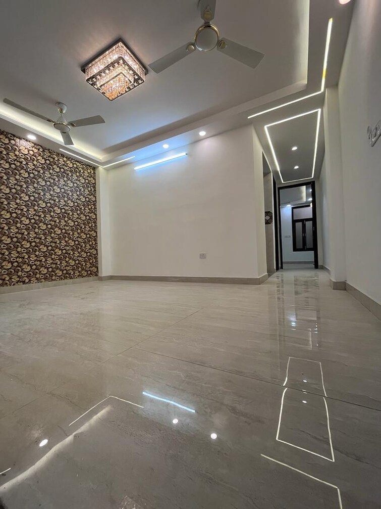 Cover Image, govindpuri 3 Bedroom 920 Sq.Ft. Builder Floor In Govindpuri Delhi 8970026