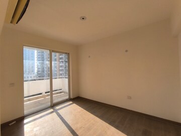 Room in 3 BHK Apartment at Emaar Imperial Gardens, Sector 102 – for Rent