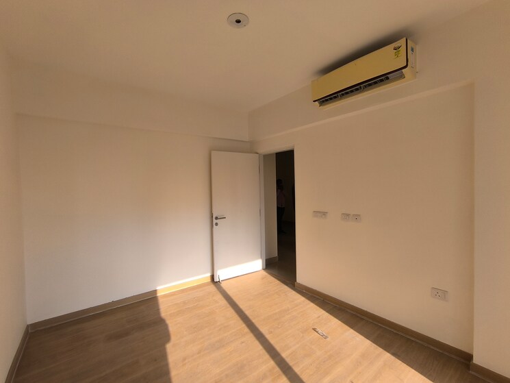 Room, emaar-imperial-gardens 3 Bedroom 2025 Sq.Ft. Apartment In Sector 102 Gurgaon 8970053