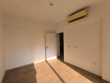 Room in 3 BHK Apartment at Emaar Imperial Gardens, Sector 102 – for Rent