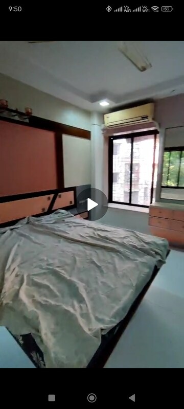 Bedroom in 2 BHK Apartment at Silver Oak Bandra, Bandra West – for Rent