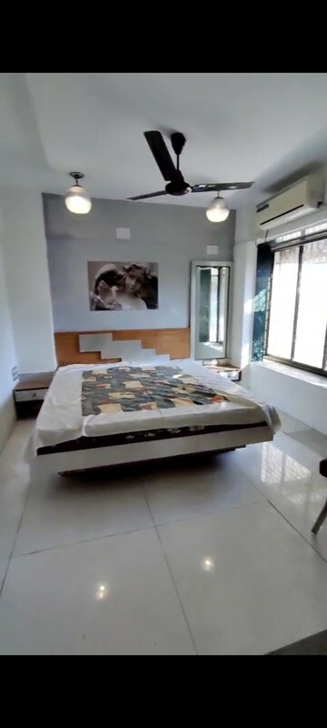 2 BHK Apartment For Rent in Silver Oak Bandra, Bandra West