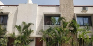 Balcony in 3 BHK Villa at Ashoka Marg – for Rent