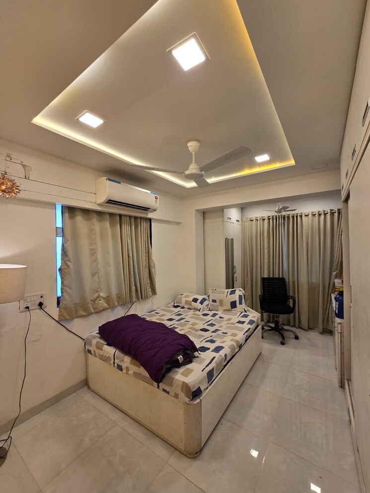 Master Bedroom, universal-chs 2 Bedroom 650 Sq.Ft. Apartment In Bandra West Mumbai 8970153
