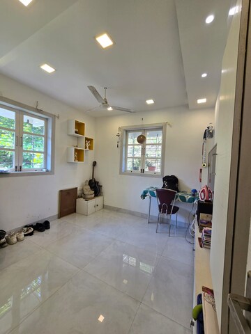 Room in 2 BHK Apartment at Universal CHS, Bandra West – for Rent