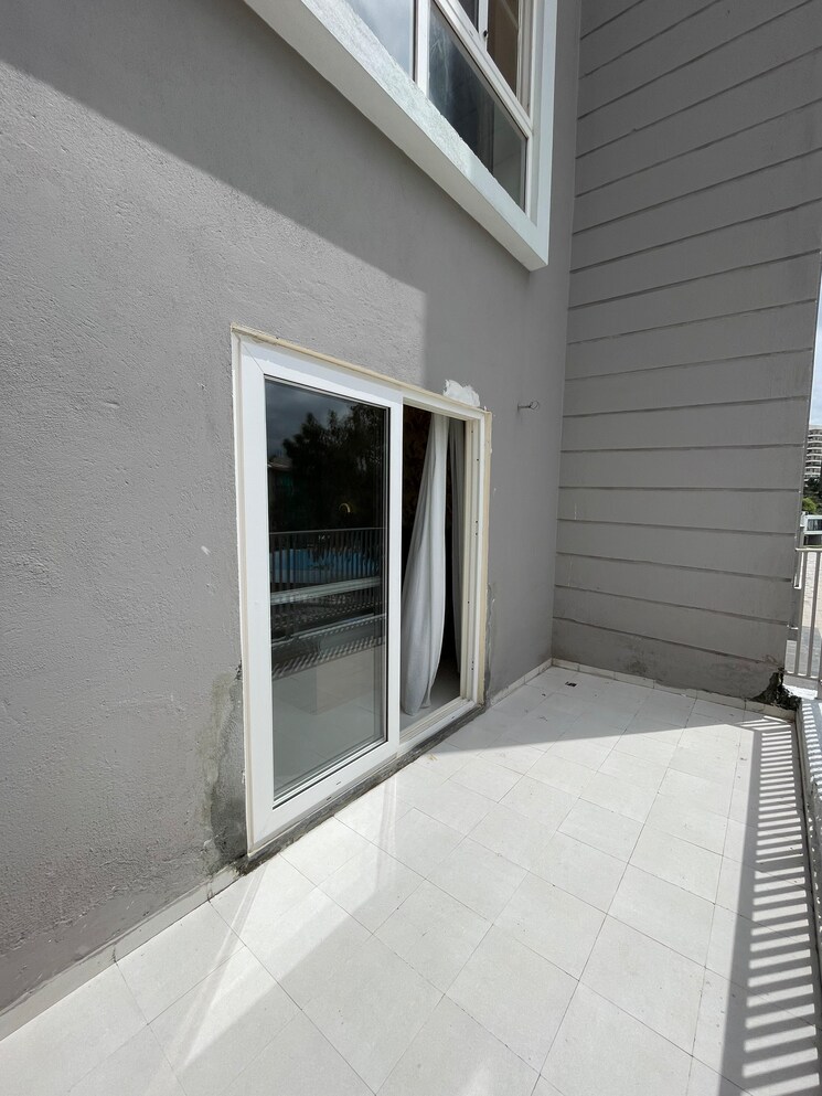 Balcony, ds-max-skycity 3 Bedroom 2019 Sq.Ft. Apartment In Thanisandra Bangalore 8970173