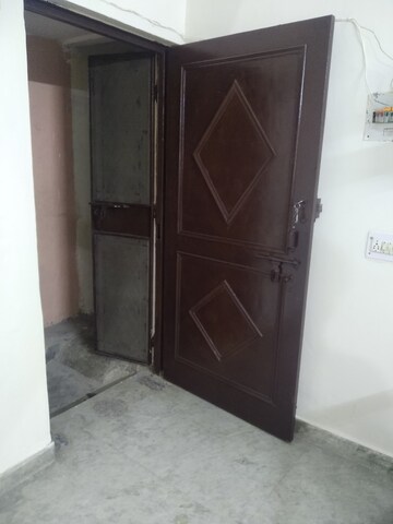 Building Lobby in 1 BHK Builder Floor at Lajpat Nagar 4 – for Rent