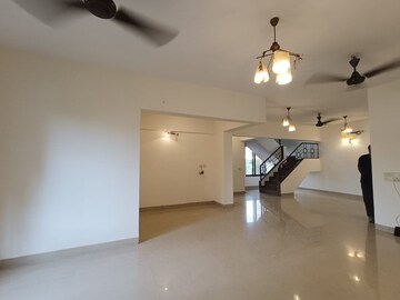 3 BHK Apartment For Rent in Rushi Tower, Andheri West